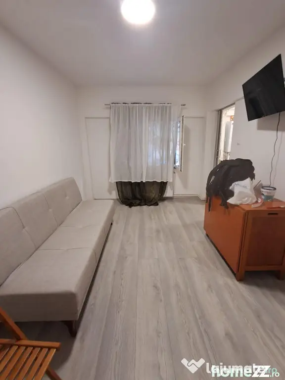 Garsoniera , 22 mp, renovata, mobilata si utilata - Calea Bu - Timisoara (Timis)
