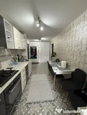 Apartament cu 2 camere, decomandat, etaj 3 - Lipovei