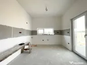 Duplex despartit, pe parter, 4 camere, 101mp - Mosnita Noua 
