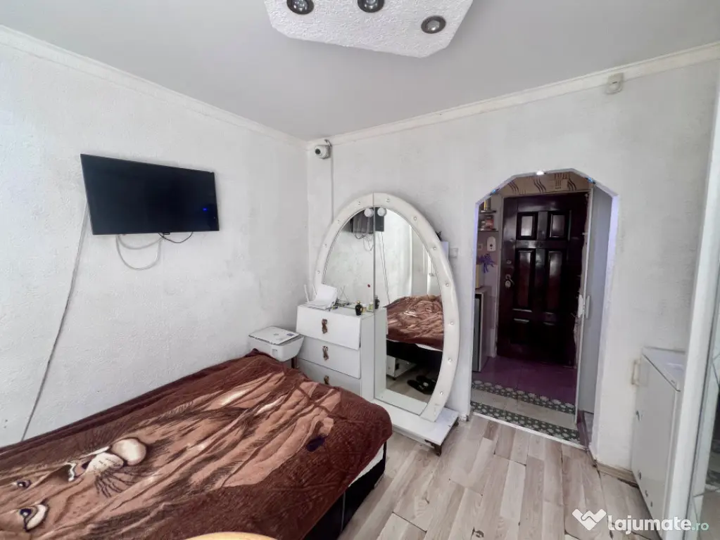 Garsoniera, 16mp utili, parter, zona UMT - Timisoara (Timis)