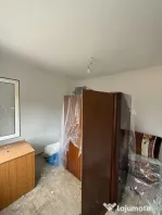 Apartament cu 2 camere, decomandat, 42 mp utili + balcon - S