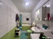 Apartament 3 camere, decomandat, 68 mp utili - Dambovita C 
