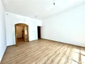 Apartament 7 camere, 3 bai, parter, 156 mp utili - Zona Iose 