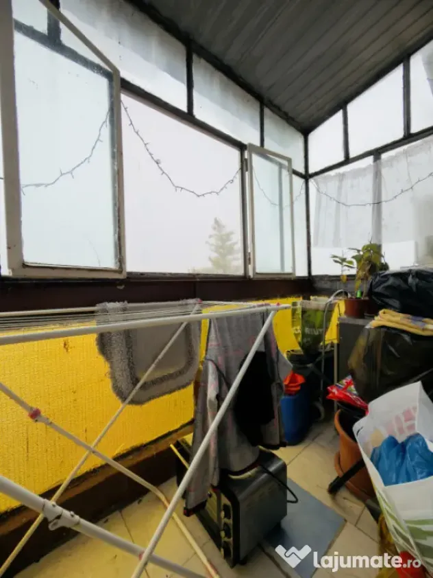 Apartament 3 camere, semidecomandat, 53mp utili, zona Girocu - Timisoara (Timis)