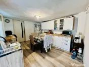 Casa individuala cu 5 camere si teren 1187 mp - Zona Mehala, 