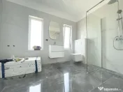 Duplex despartit - 3 camere - Mosnita Veche 