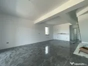 Duplex despartit - 3 camere - Mosnita Veche 