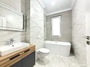 Apartament elegant 2 camere, 48 mp utili, curte 36 mp - Dumb