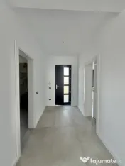 Duplex 4 camere, parter+etaj, 104mp utili, 270mp teren in Gi