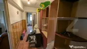 Apartament cu 3 camere, zona centru, etaj 2 