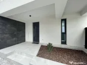 Duplex 4 camere central - Mosnita Veche 