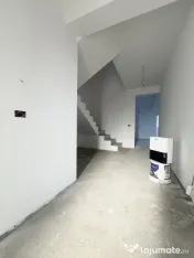 Duplex, 130mp utili, 250mp teren, 4 Camere, Constructie Noua 
