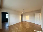Apartament 4 camere, 70mp utili, Boxa 9mp, etaj 1-Take Iones 