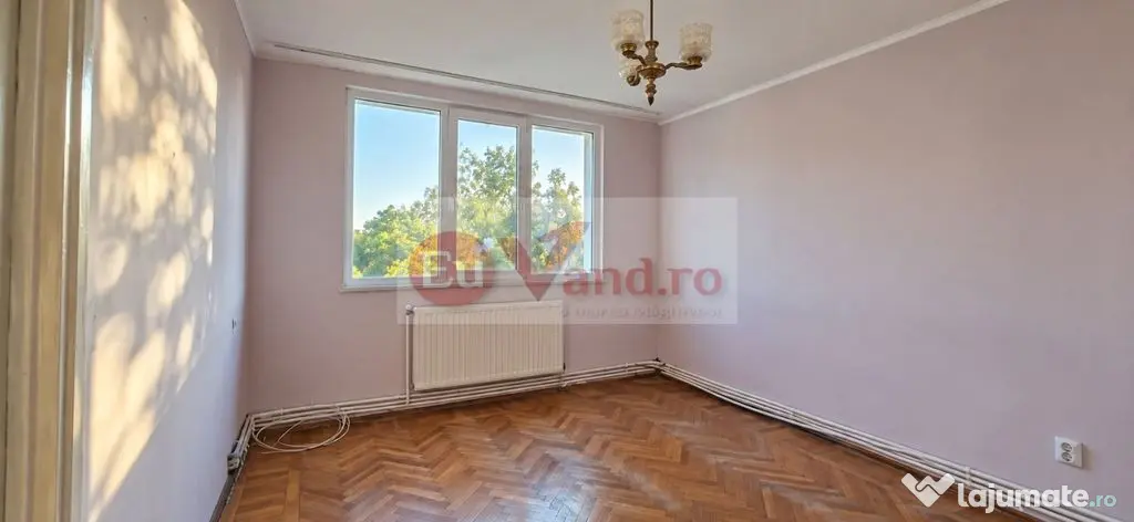 De vanzare apartament cu 2 camere Tiglina 1, etaj 3, 49.000 euro - Galati (Galati)