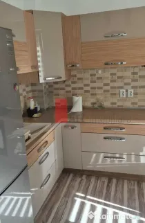 Inchiriere apartament3 camere-Lujerului+Loc de parcare