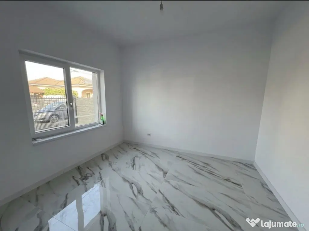 1/2 Duplex 5 camere | 3 bai | Giroc - Zona ESO - Giroc (Timis)