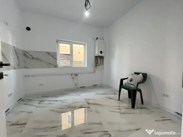 1/2 Duplex 5 camere | 3 bai | Giroc - Zona ESO - Giroc (Timis)