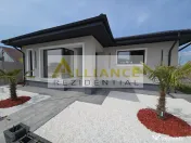 Casa 4 Camere | 200 M de Blv. | Curte amenajata 