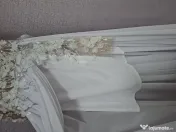 Vând Rochie elegantă,  voal alb, broderie 3D 