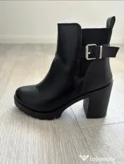 Botine damă negre cu toc gros și cataramă