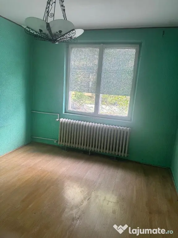 Apartament cu 2 camere semistradal - Bucuresti (Bucuresti-Ilfov)