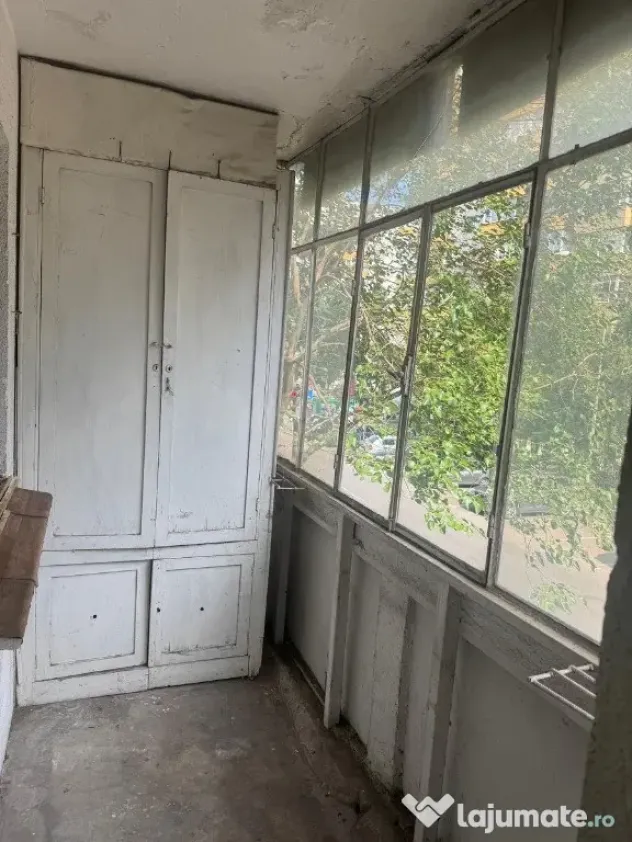 Apartament cu 2 camere semistradal - Bucuresti (Bucuresti-Ilfov)