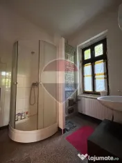 Vilă interbelică unică 300mpu curte generoasă 1064mp Bld Castanilor