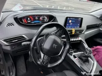Vând Peugeot 3008