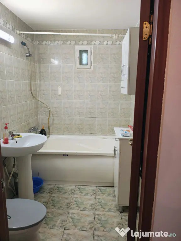 Apartament de vânzare cu 2 camere Central