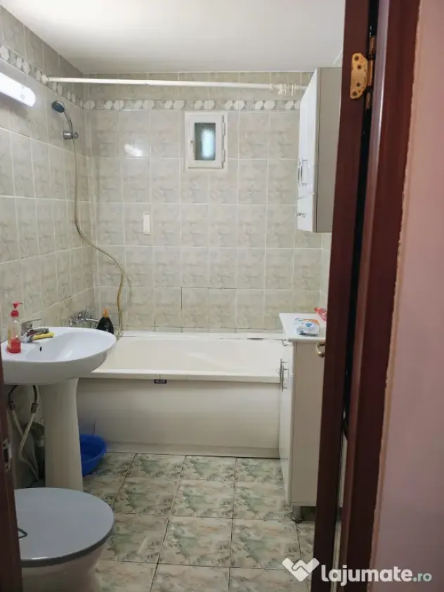 Apartament de vânzare cu 2 camere Central