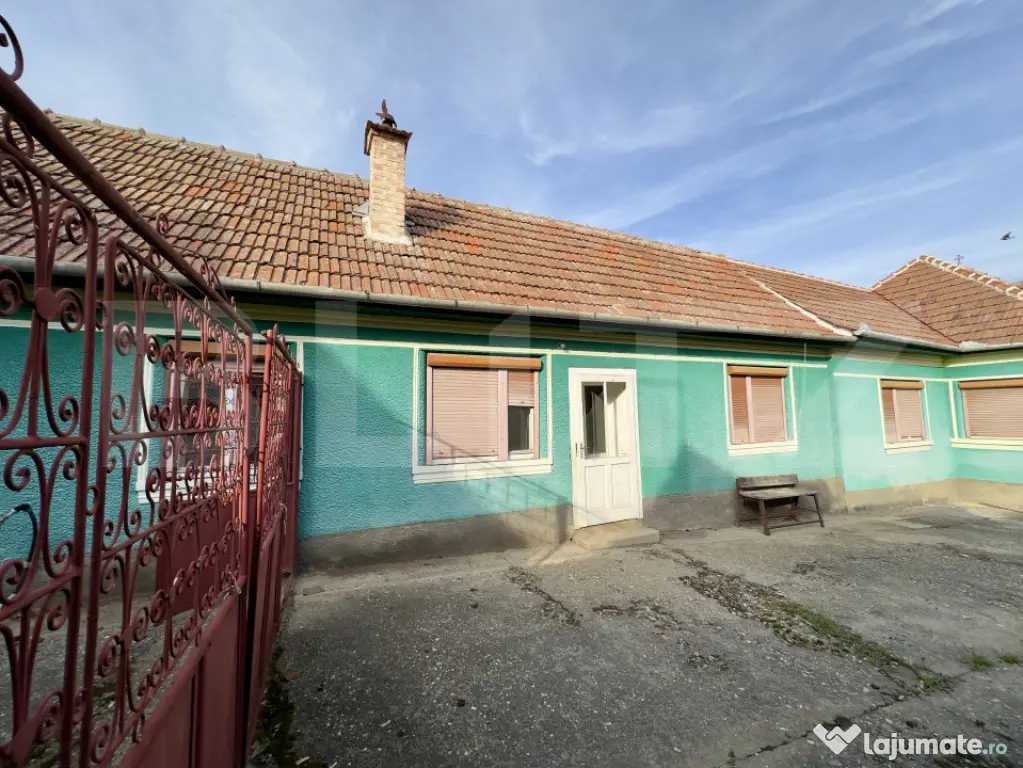 ???? Casă de vânzare în Cut, județul Alba – liniște, - Sebes (Alba)