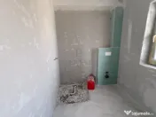 Duplex despartit prin C.T. - bucatarie inchisa - teren gener