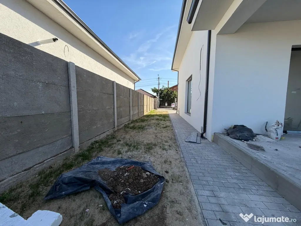 Duplex in Sanandrei | Toate utilitatile | Asfalt | Curte gen - Sanandrei (Timis)