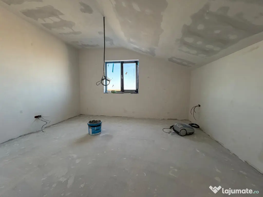 Duplex in Sanandrei | Toate utilitatile | Asfalt | Curte gen - Sanandrei (Timis)