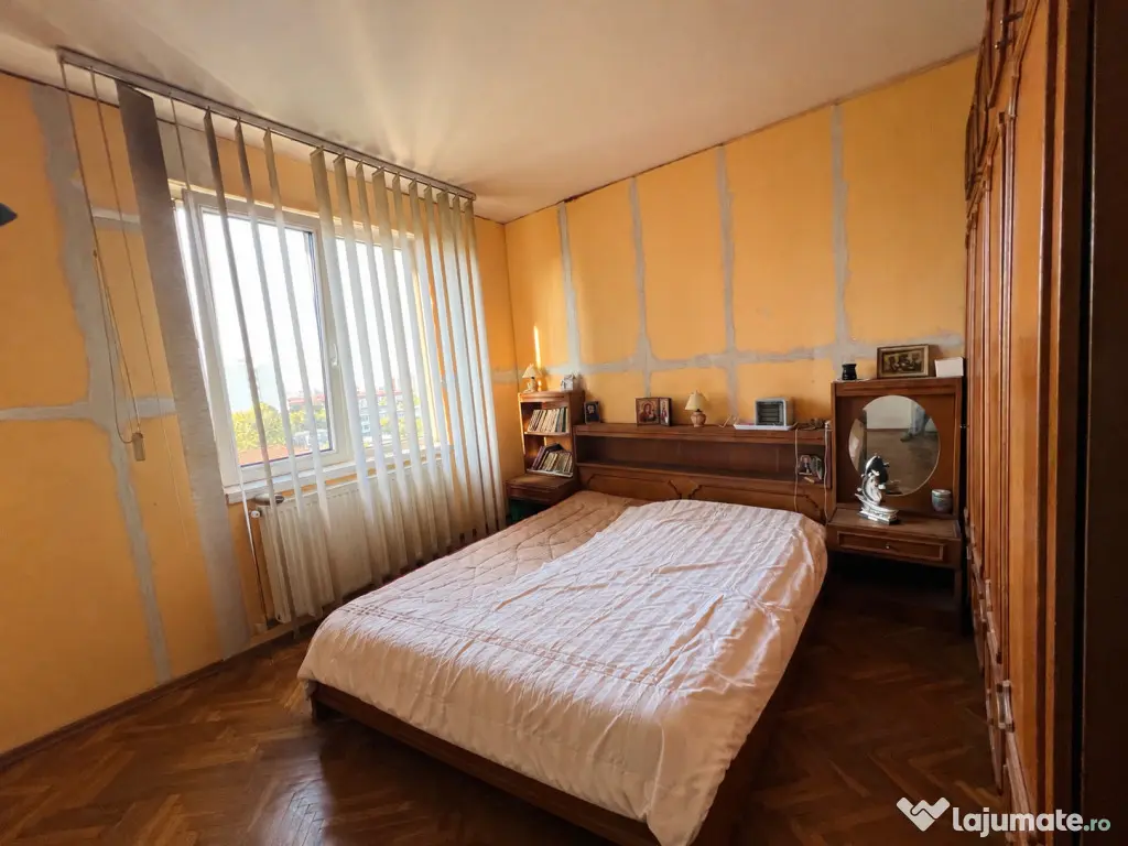Apartament cu 3 camere decomandat - Circumvalatiunii Timisoa - Timisoara (Timis)