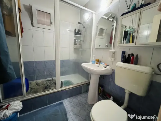 Apartament cu 3 camere decomandat - Circumvalatiunii Timisoa - Timisoara (Timis)