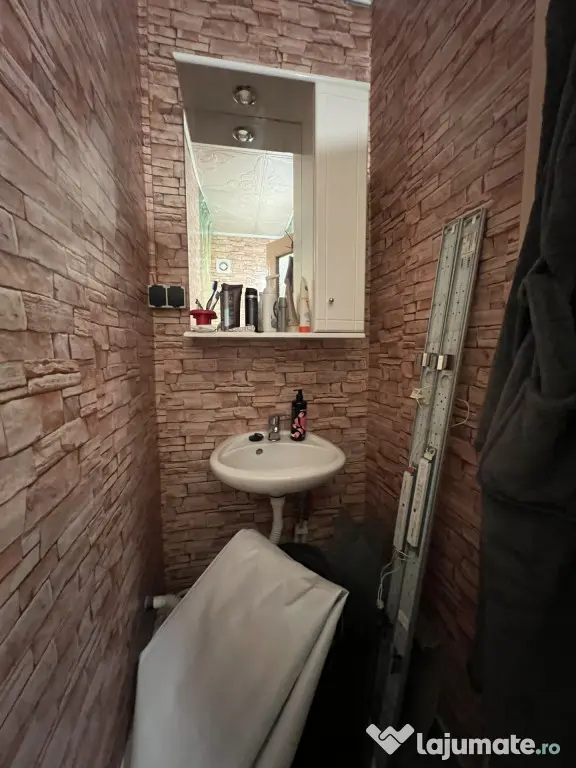 Apartament cu 3 camere decomandat - Circumvalatiunii Timisoa - Timisoara (Timis)