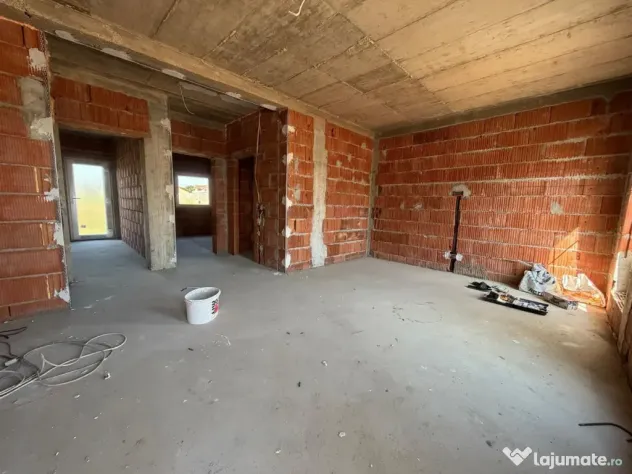 Duplex Individual | 4 camere | Toate utilitatile | Asfalt | - Sanandrei (Timis)