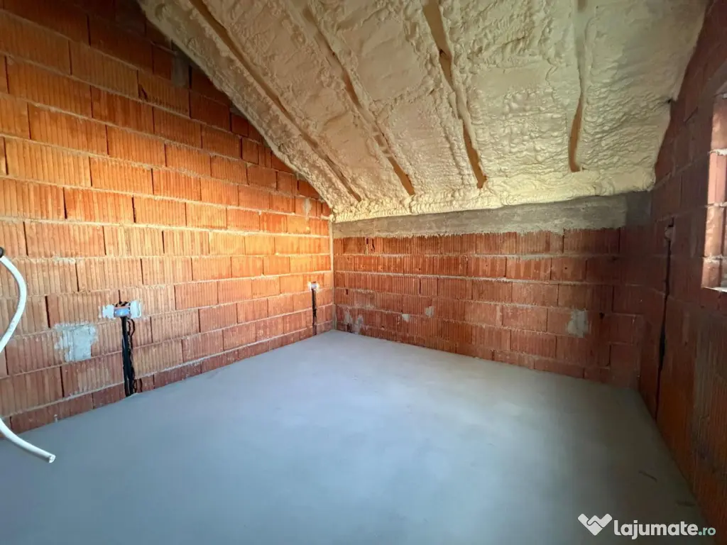 Duplex Individual | 4 camere | Toate utilitatile | Asfalt | - Sanandrei (Timis)