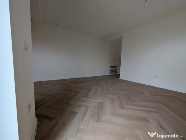 Duplex | Parter | Toate utilitatile | Finisaje premium | Cur - Sanandrei (Timis)