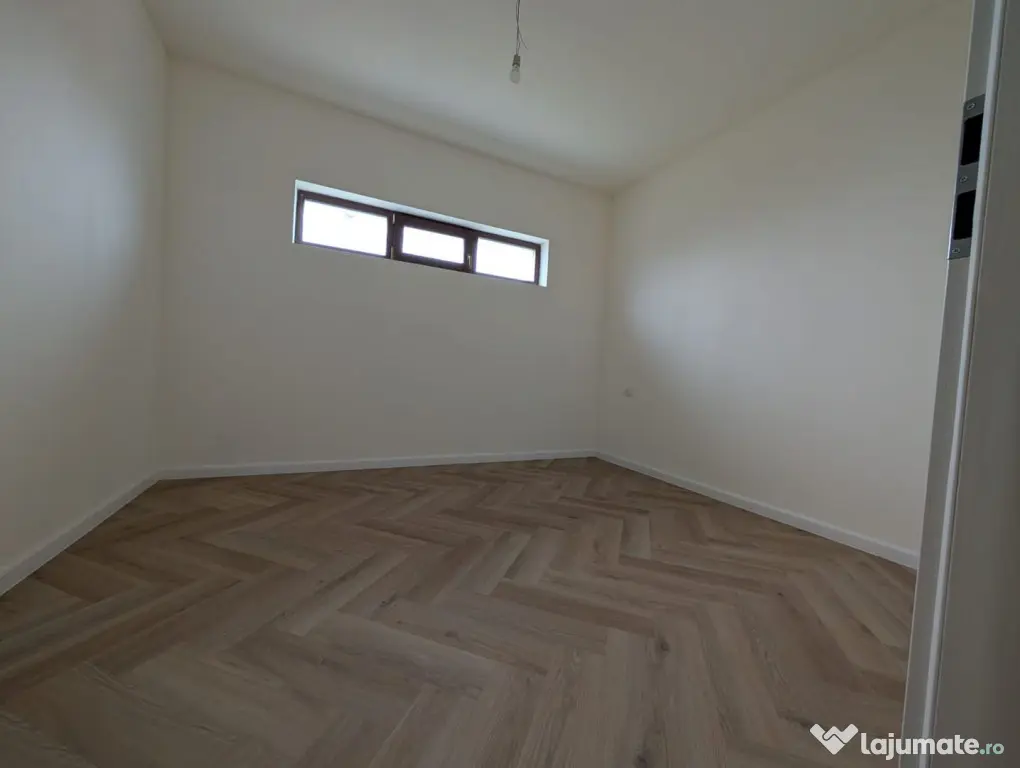 Duplex | Parter | Toate utilitatile | Finisaje premium | Cur - Sanandrei (Timis)