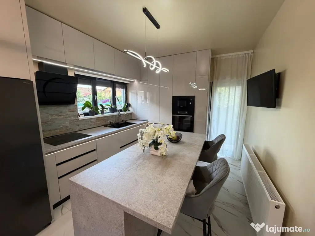 Duplex | Toate utilitatile | Mobilier nou | Finisaje premium - Sanmihaiu Roman (Timis)