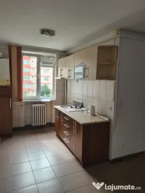 Inchiriez apartament doua camere, Precista