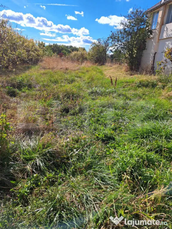 Teren intravilan 2.992 mp | Utilitati la proprietate | Poten - Babana (Arges)