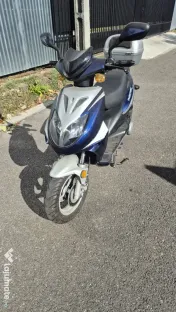 Scuter yiyin 125 