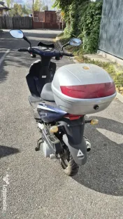 Scuter yiyin 125 