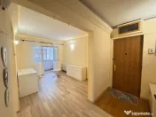 Apartament decomandat cu 4 camere de vânzare în zona Casa 