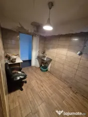 Piata Gorjului, stradal, vanzare ap. 2 camere