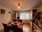 Casă spațioasă cu piscină încălzită, panouri fotovolt 