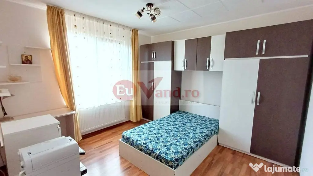 Vila P+1+M, 6 camere, Micro 16, 303 mp utili, teren 406 mp – 272.000 Euro - Galati (Galati)